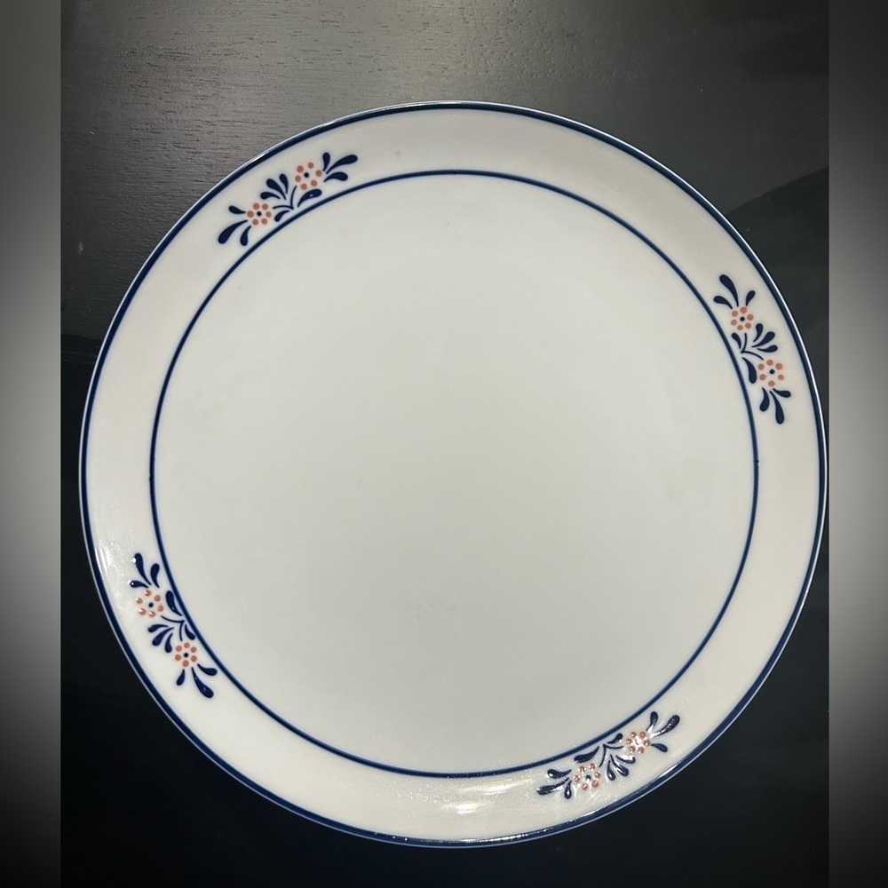 Vintage Oxford Cake stand​​​​​​